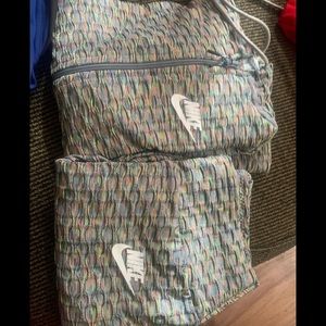 Two piece outfit leggings and jacket